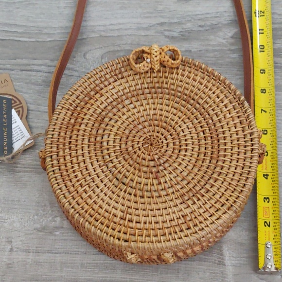 Straw Studios Handbags - Hand woven bag